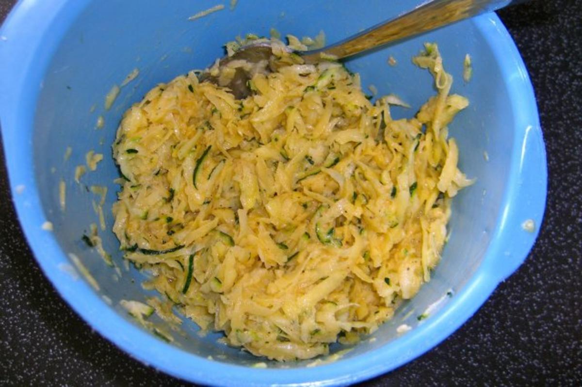 Kartoffel-Zucchini-Rösti - Rezept - Bild Nr. 2