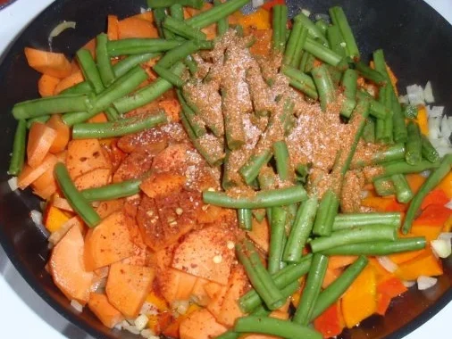 Rezept: Herbstgemüse mit Schinken-Zwiebel-Nudeln Bild Nr. 7 Herbstgemüse mit Schinken-Zwiebel-Nudeln - Rezept - Bild Nr. 7