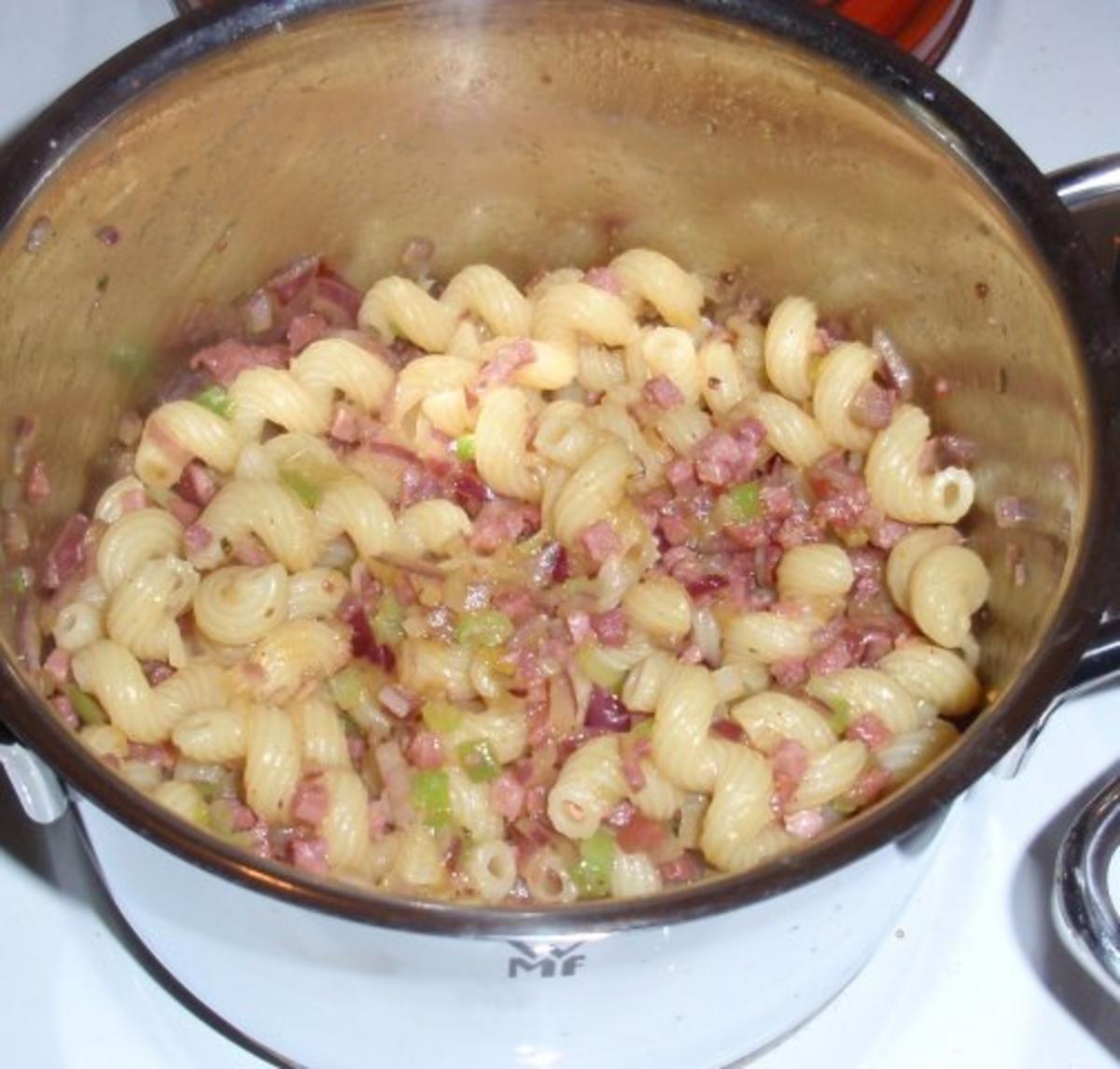 Herbstgemüse mit Schinken-Zwiebel-Nudeln - Rezept - Bild Nr. 16