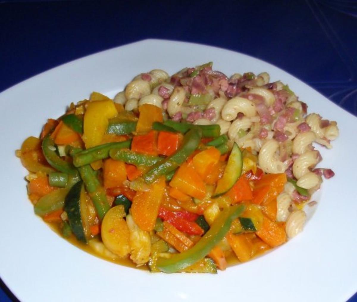 Herbstgemüse mit Schinken-Zwiebel-Nudeln - Rezept - Bild Nr. 17