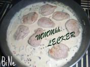 BiNe` S SCHWEINEMEDALLIONS IN PFEFFERRAHMSOSSE - Rezept
