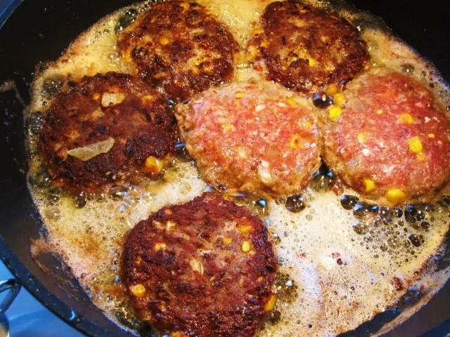 Rezept: Buletten mit Mais ... Bild Nr. 7 Buletten mit Mais ... - Rezept - Bild Nr. 7