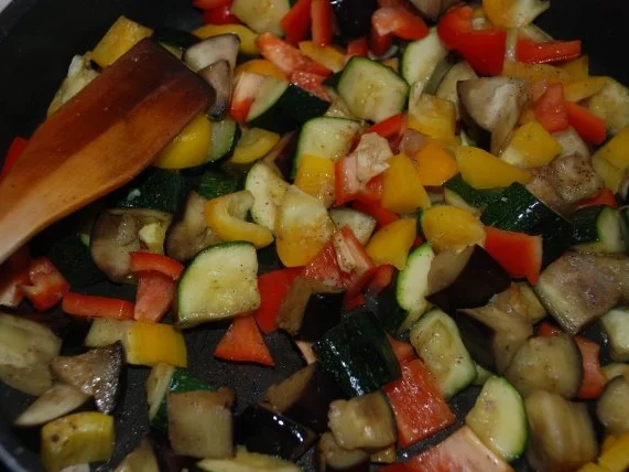 Gemüsepfanne mit Thunfisch - Rezept - Bild Nr. 8