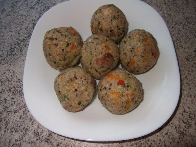 Vollkorn-Semmelknödel mit Gemüse Dieter´s Art - Rezept