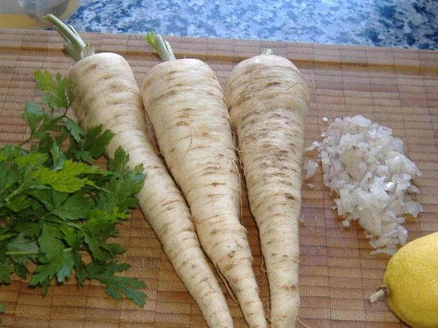 Rezept: Petersilienwurzel-Ragout Bild Nr. 2 Petersilienwurzel-Ragout - Rezept - Bild Nr. 2