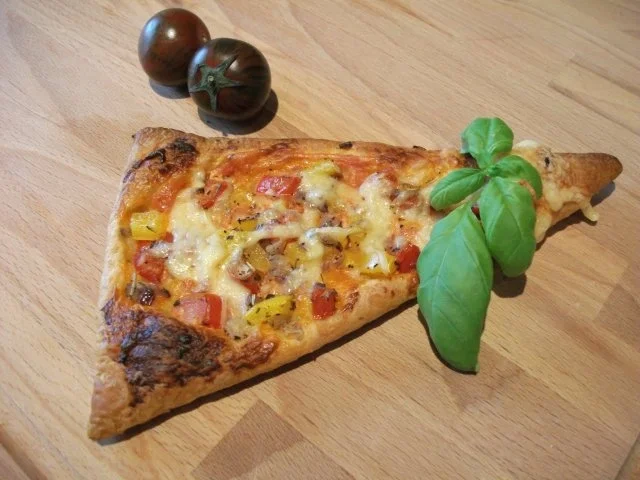 pikante Blätterteigecken - Rezept