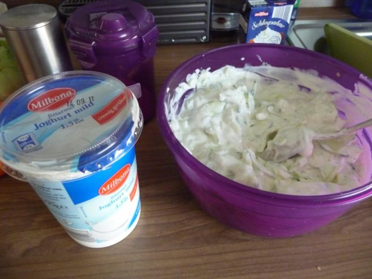 Bilder für Dip´s und Saucen : Gurken-Quark-Joghurt-Dip - Rezept