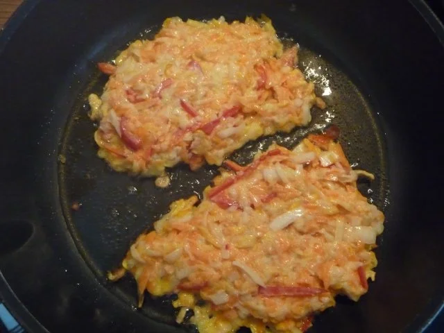 Gemüsepuffer mit Gurken-Quark-Joghurt-Dip - Rezept - Bild Nr. 7