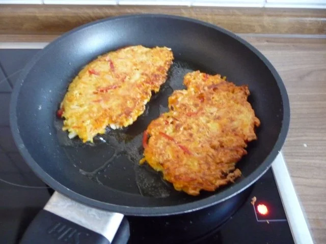 Gemüsepuffer mit Gurken-Quark-Joghurt-Dip - Rezept - Bild Nr. 10