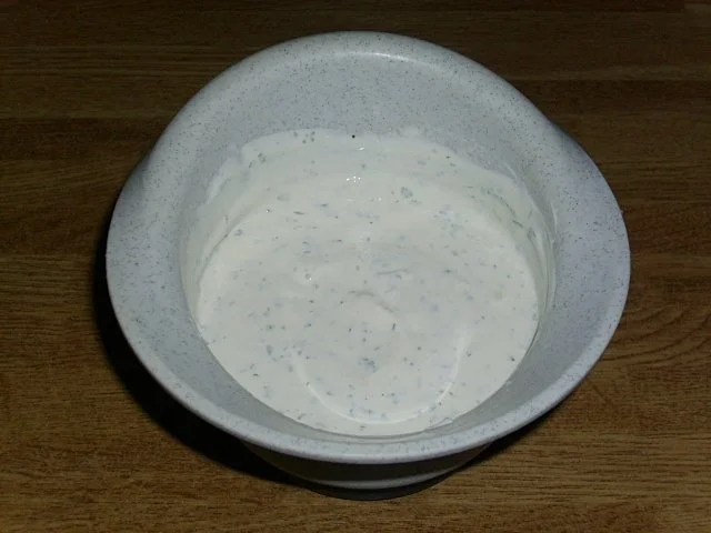 kalte Kräutersauce - Rezept
