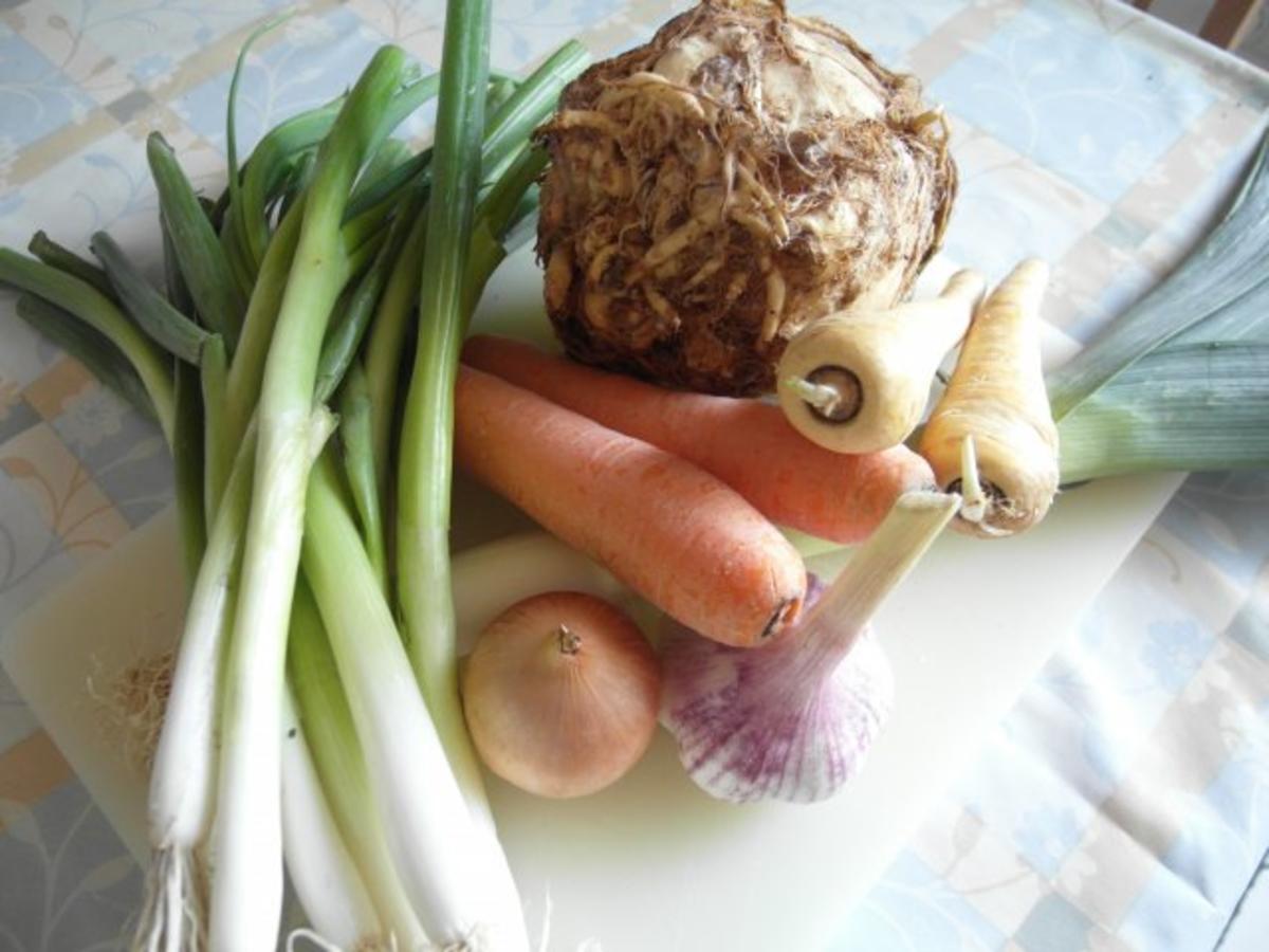 Gemüse-Rindfleisch-Eintopf - Rezept mit Bild - kochbar.de