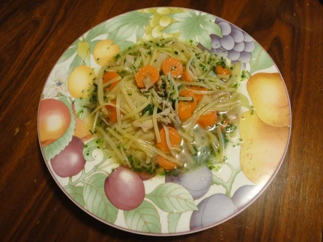 Rezept: kräftige Hühner Suppe Bild Nr. 8 kräftige Hühner Suppe - Rezept - Bild Nr. 8