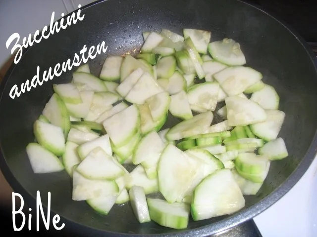 Rezept: BiNe` S FARFALLE - SOMMERSALAT Bild Nr. 4 BiNe` S FARFALLE - SOMMERSALAT - Rezept - Bild Nr. 4