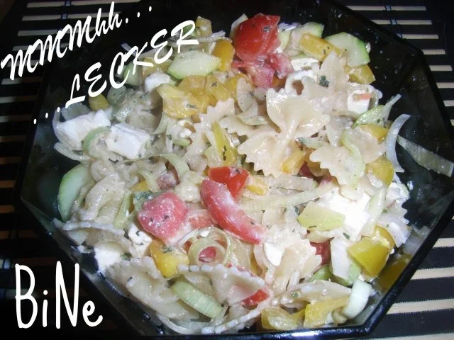 Rezept: BiNe` S FARFALLE - SOMMERSALAT BiNe` S FARFALLE - SOMMERSALAT - Rezept
