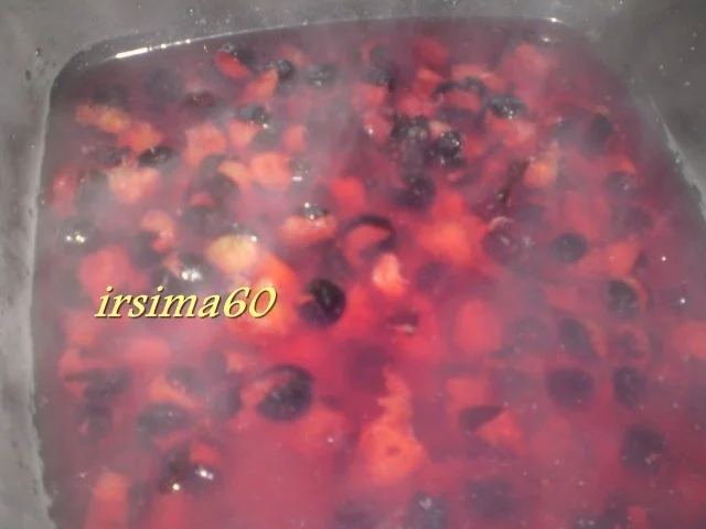 Schlehengelee mit Wodka - Rezept - Bild Nr. 5