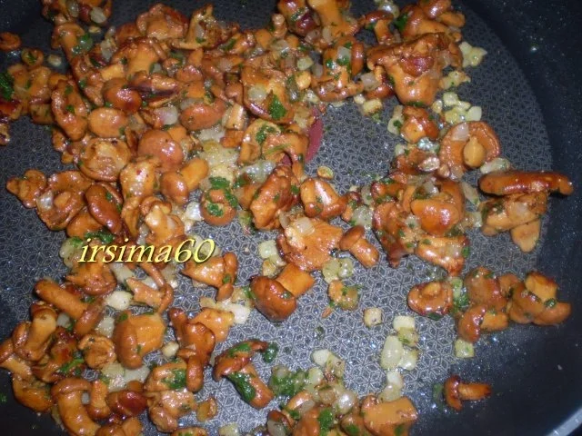 Rezept: Omelette mit Pfifferlingen Bild Nr. 5 Omelette mit Pfifferlingen - Rezept - Bild Nr. 5