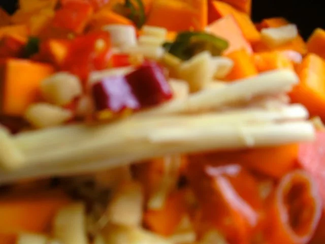 Kürbis-Eintopf..alles in einem Topf gekocht.... - Rezept - Bild Nr. 6