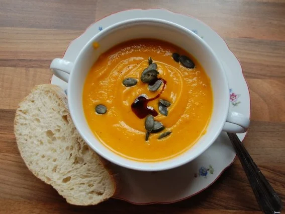 Hokkaido-Kürbis Suppe - Rezept - Bild Nr. 6