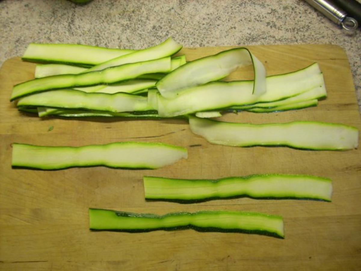 Zucchini-Rouladen - Rezept - Bild Nr. 2
