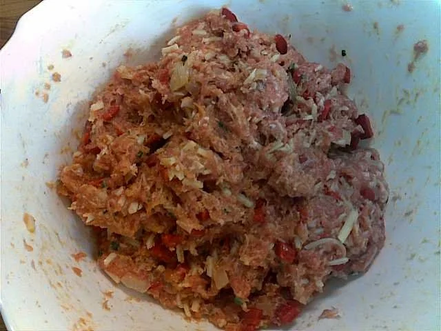 Rezept: Hackfleisch in Kloßteig Hackfleisch in Kloßteig - Rezept