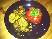 Gefuellte Paprika an suesser Aubergine - Rezept