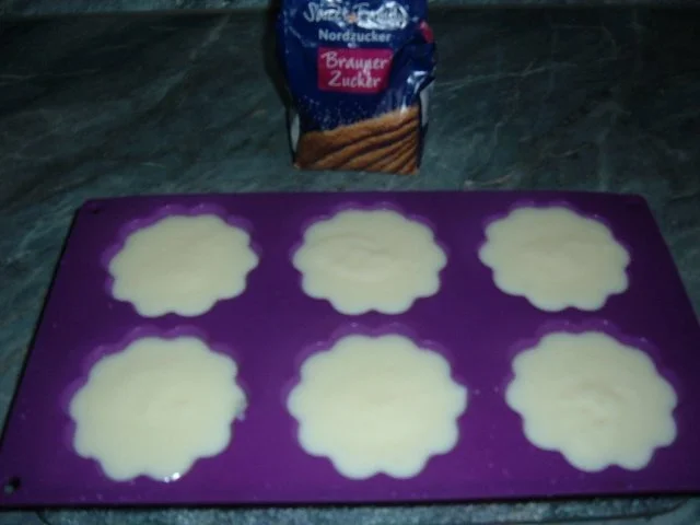 Dessert :  Sahnepudding mit Eierlikör - Mandarinen - Quarksoße - Rezept - Bild Nr. 3