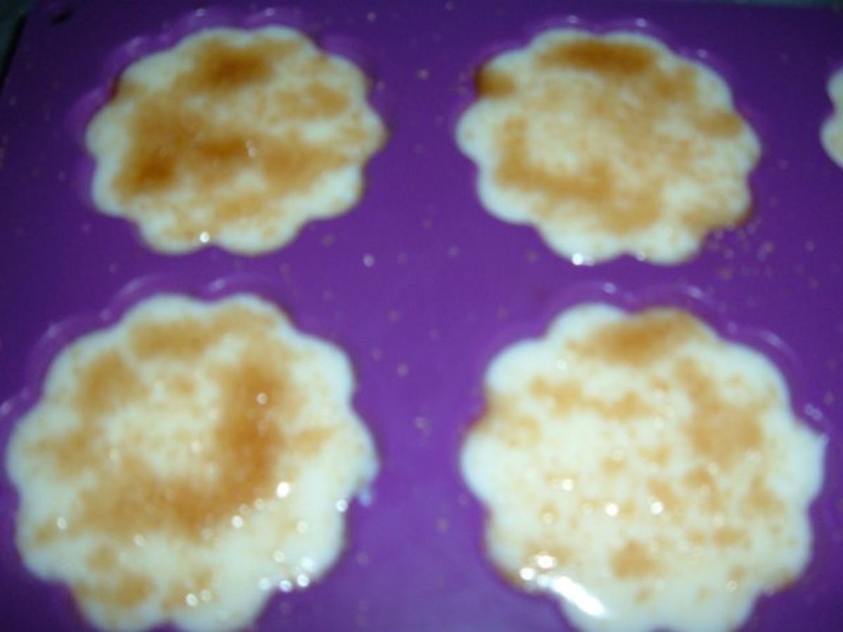 Dessert :  Sahnepudding mit Eierlikör - Mandarinen - Quarksoße - Rezept - Bild Nr. 4