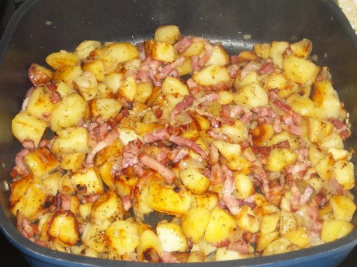 Bratkartoffeln mit Leberkäse und Bratensoße - Rezept - Bild Nr. 2