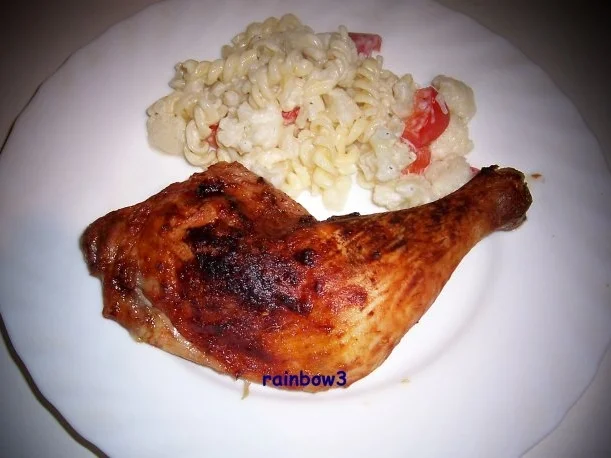 Rezept: Kochen: Hähnchenschenkel und warmer Nudelsalat Kochen: Hähnchenschenkel und warmer Nudelsalat - Rezept