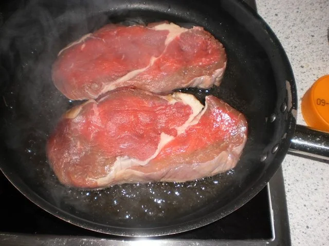 Kürbisgemüse zu Käse-Hüftsteaks - Rezept - Bild Nr. 7