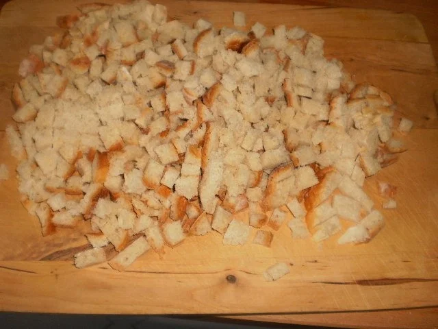 Rezept: Tiroler Knödelsuppe Bild Nr. 3 Tiroler Knödelsuppe - Rezept - Bild Nr. 3