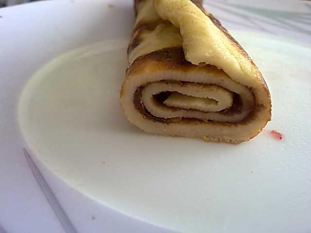 Desserts: Crêpes mit Nuss-Nugat-Creme und Pflaumenmus - Rezept - Bild Nr. 4