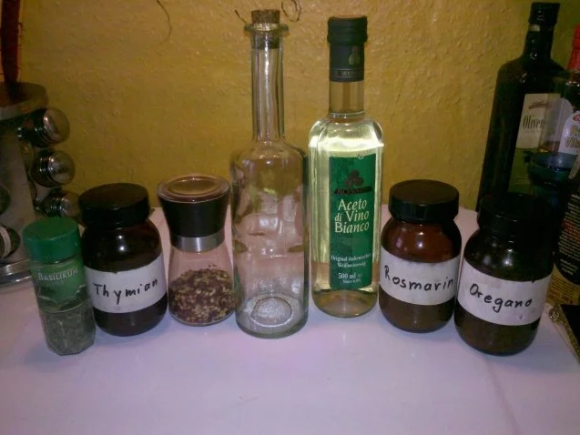 Rezept: Essig: Mediteraner Weissweinessig - Balsamico Bianco mediteran Bild Nr. 2 Essig: Mediteraner Weissweinessig - Balsamico Bianco mediteran - Rezept - Bild Nr. 2