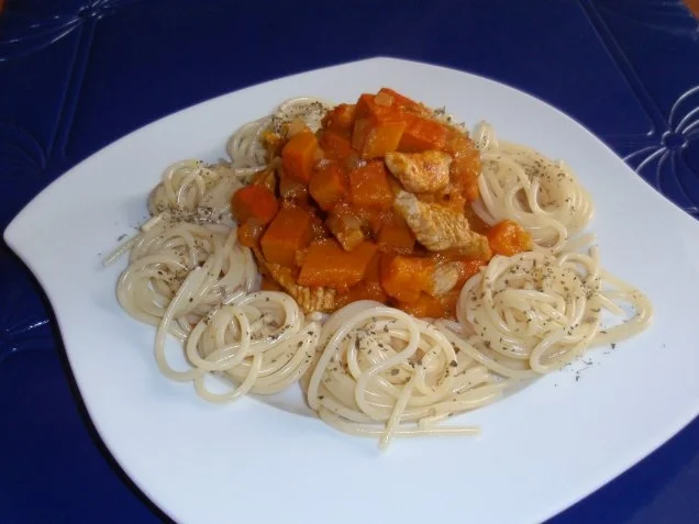 Putenstreifen mit Kürbisgemüse und Spaghetti - Rezept - Bild Nr. 7