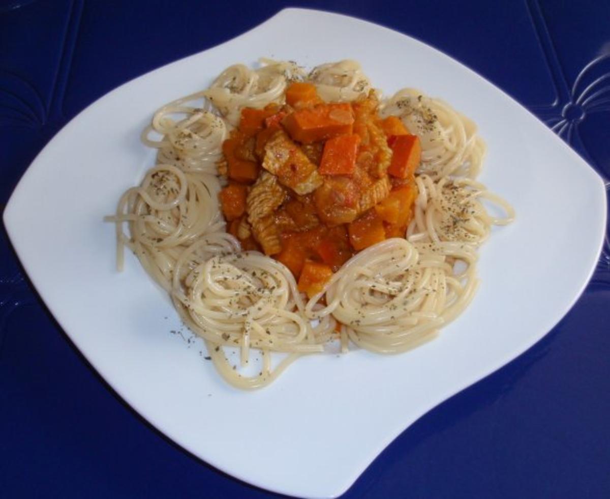 Putenstreifen mit Kürbisgemüse und Spaghetti - Rezept - Bild Nr. 9