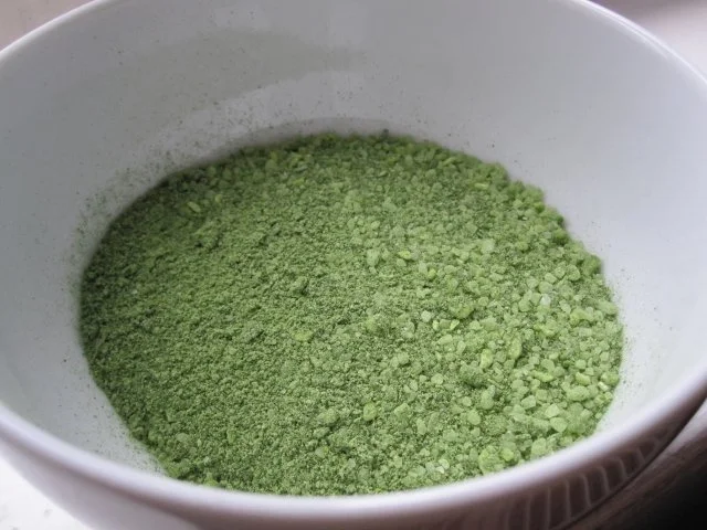 Rezept: Petersilien-Knoblauch-Salz Bild Nr. 3 Petersilien-Knoblauch-Salz - Rezept - Bild Nr. 3