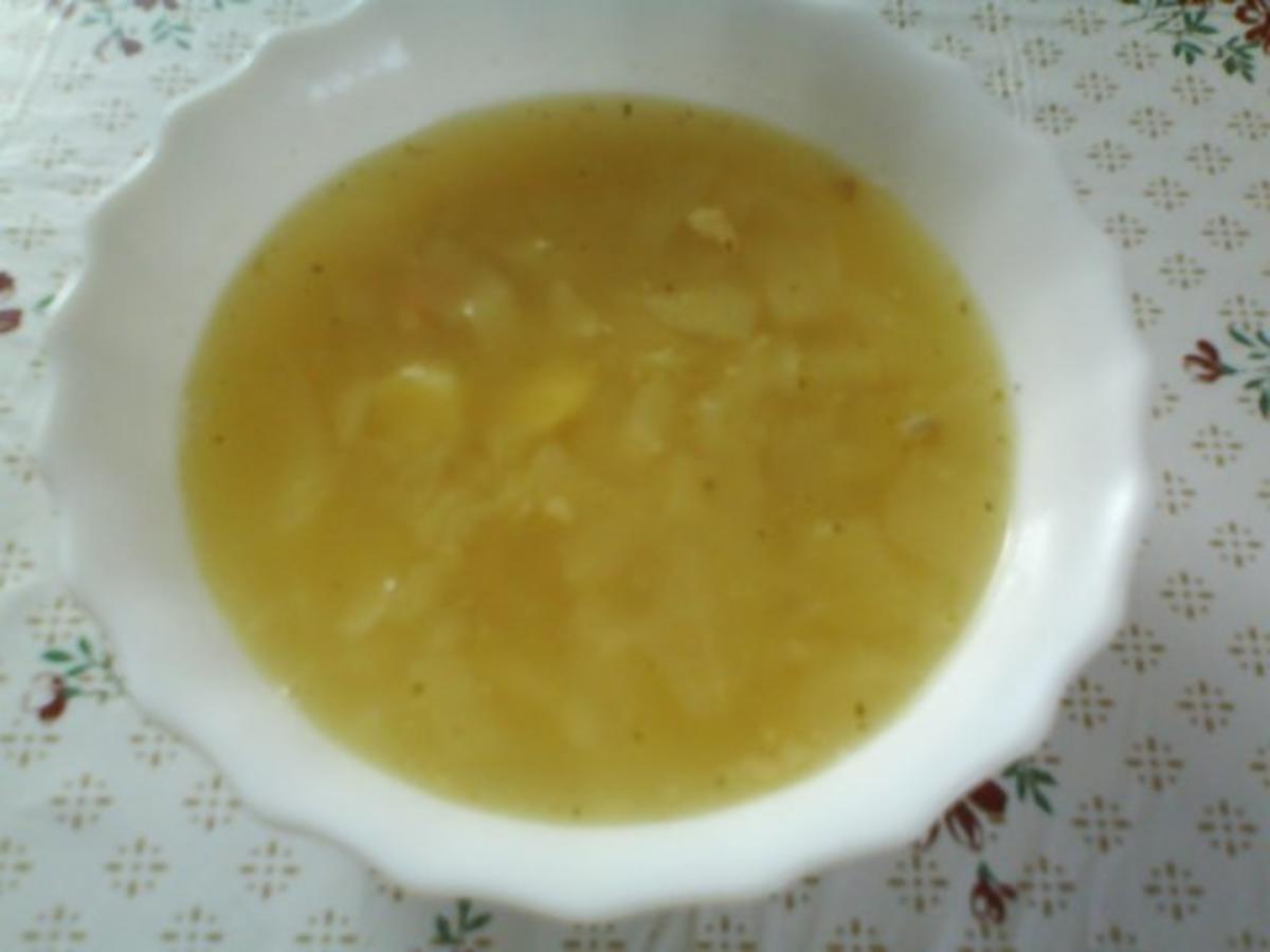 Kohlsuppe zur Aufwärmung an kalten Herbsttagen - Rezept mit Bild ...