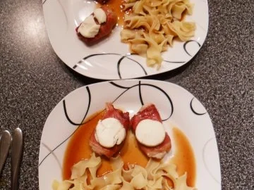 Schweinefilet mit Ziegenfrischkäse - Rezept