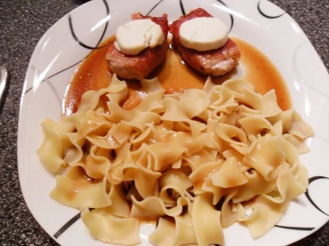 Schweinefilet mit Ziegenfrischkäse - Rezept - Bild Nr. 2