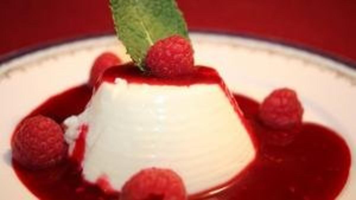 Bilder für Panna Cotta mit Himbeeren - Rezept