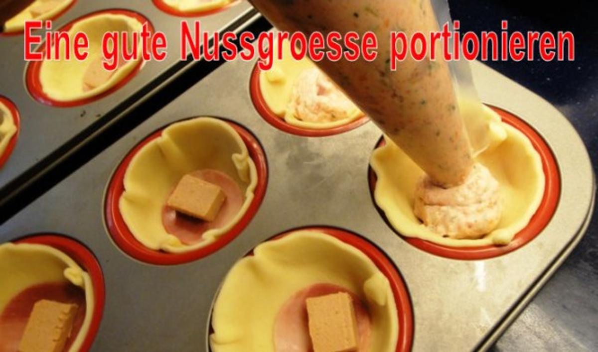 Fleischpastetchen mit Gaenselebermousse auf Armagnac-Gaenseleber-Saucenspiegel - Rezept - Bild Nr. 9