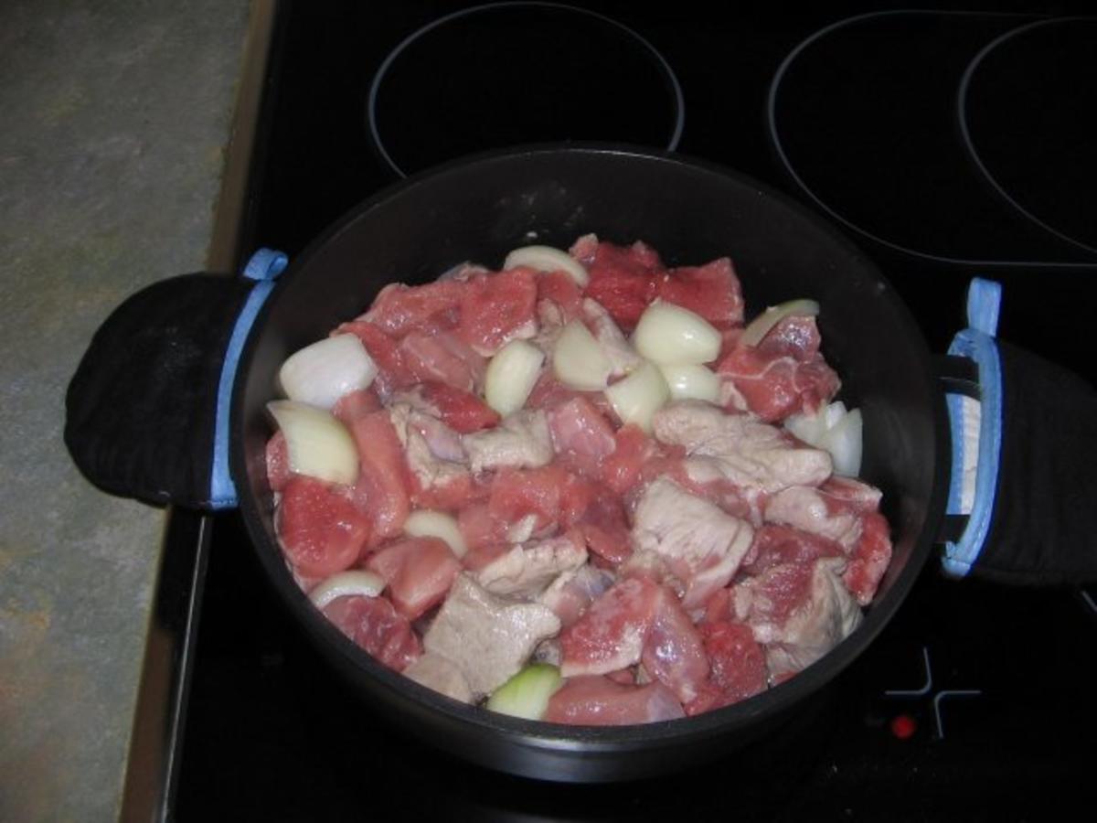 Bilder für Gulasch Ungarisch Rezept