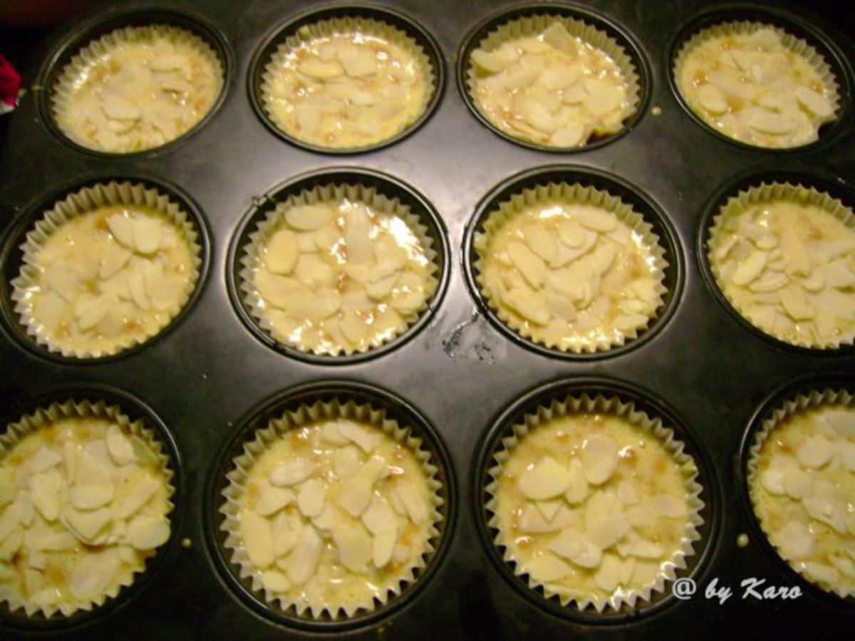 Muffins:  Amarettini Muffins mit Knuspermandeln - Rezept - Bild Nr. 5
