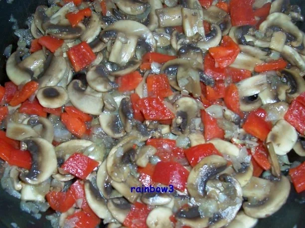 Rezept: Kochen: Pilz-Nudel-Pfanne Bild Nr. 3 Kochen: Pilz-Nudel-Pfanne - Rezept - Bild Nr. 3