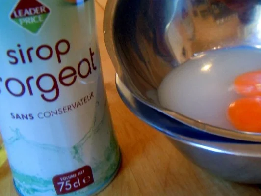 Mandel-Parfait mit Zimtpflaumen - Rezept - Bild Nr. 2