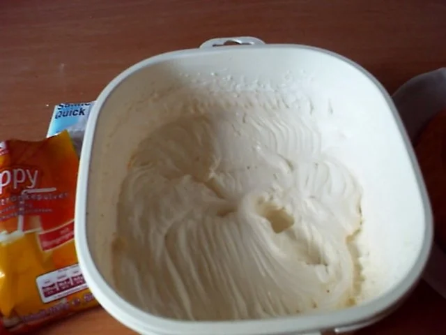 Rezept: Saftig Cremige Orangentorte Bild Nr. 3 Saftig Cremige Orangentorte - Rezept - Bild Nr. 3