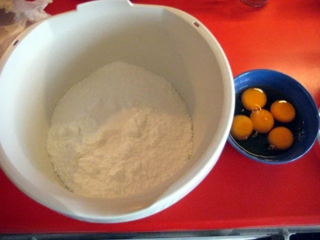 Gugelhupf mit Eierlikör - Rezept - Bild Nr. 3