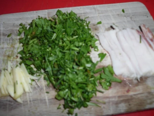 Rezept: Hähnchenschenkel gefüllt Bild Nr. 5 Hähnchenschenkel gefüllt - Rezept - Bild Nr. 5