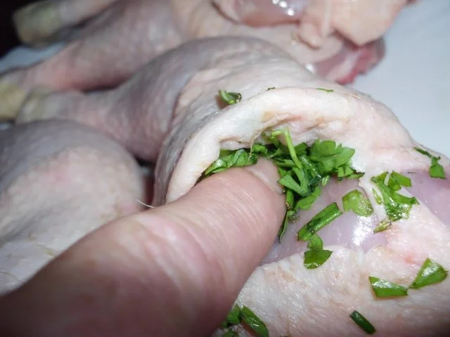 Rezept: Hähnchenschenkel gefüllt Bild Nr. 7 Hähnchenschenkel gefüllt - Rezept - Bild Nr. 7