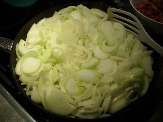 Zwiebelkuchen...der 426.  :o))) .... - Rezept - Bild Nr. 14